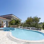 Salinola 3 Aparthotel 3*