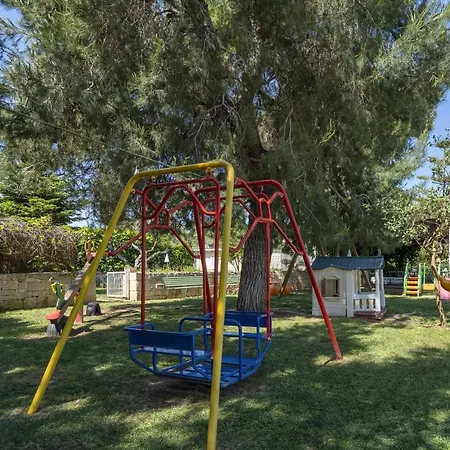 Salinola 3 Aparthotel 4*